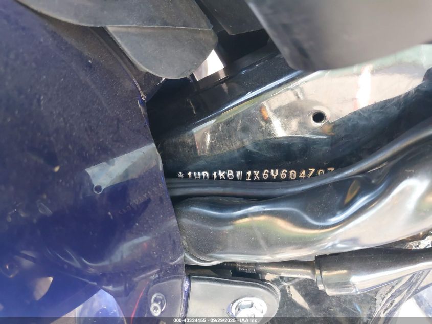 2006 Harley-Davidson Flhxi VIN: 1HD1KBW1X6Y604707 Lot: 43324455