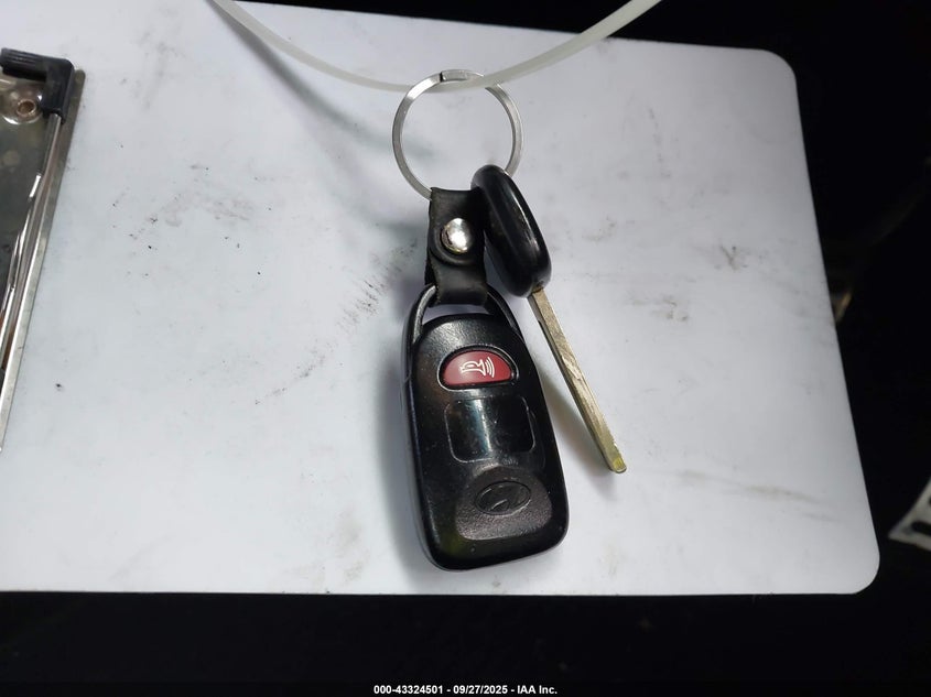 2016 HYUNDAI VELOSTER KMHTC6AD1GU268580