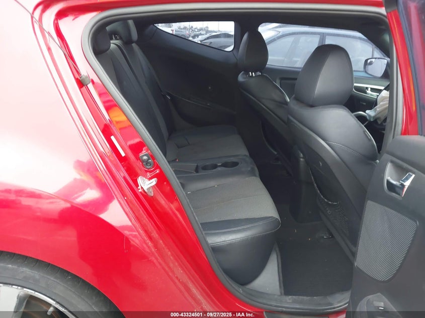 2016 HYUNDAI VELOSTER KMHTC6AD1GU268580