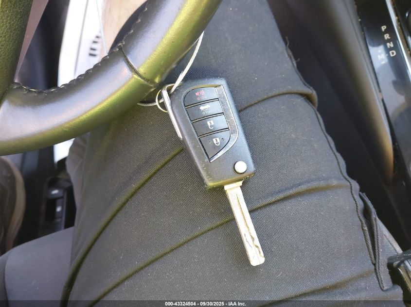 2021 Toyota Corolla Se VIN: 5YFS4MCE2MP067044 Lot: 43324504