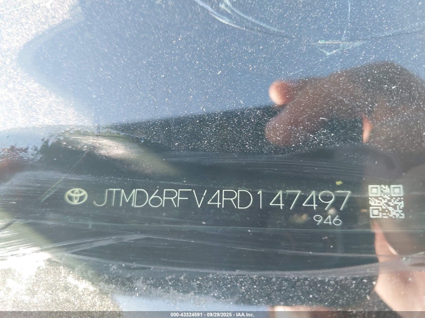 2024 TOYOTA RAV4 HYBRID LIMITED - JTMD6RFV4RD147497