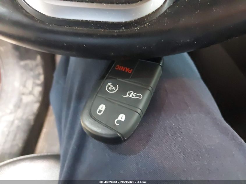 2022 Jeep Compass Latitude 4X4 VIN: 3C4NJDBB9NT185247 Lot: 43324631