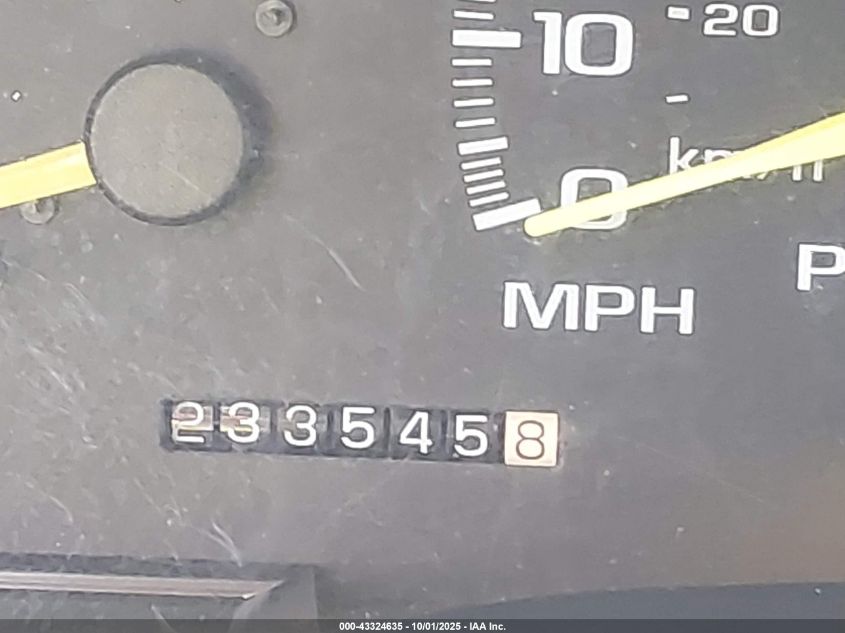 1996 Chevrolet Gmt-400 K1500 VIN: 2GCEK19R3T1130144 Lot: 43324635