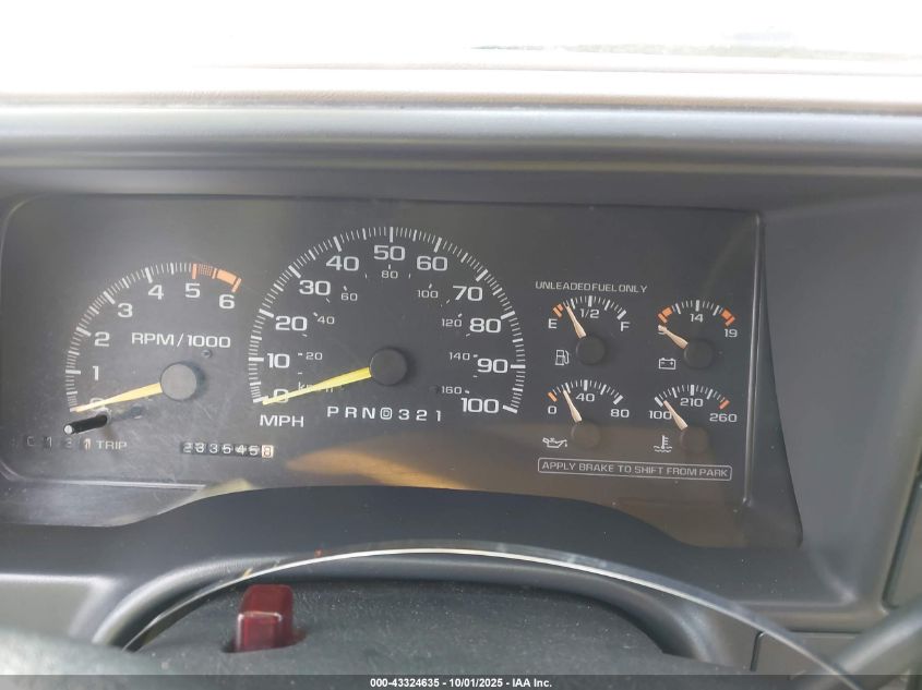 1996 Chevrolet Gmt-400 K1500 VIN: 2GCEK19R3T1130144 Lot: 43324635