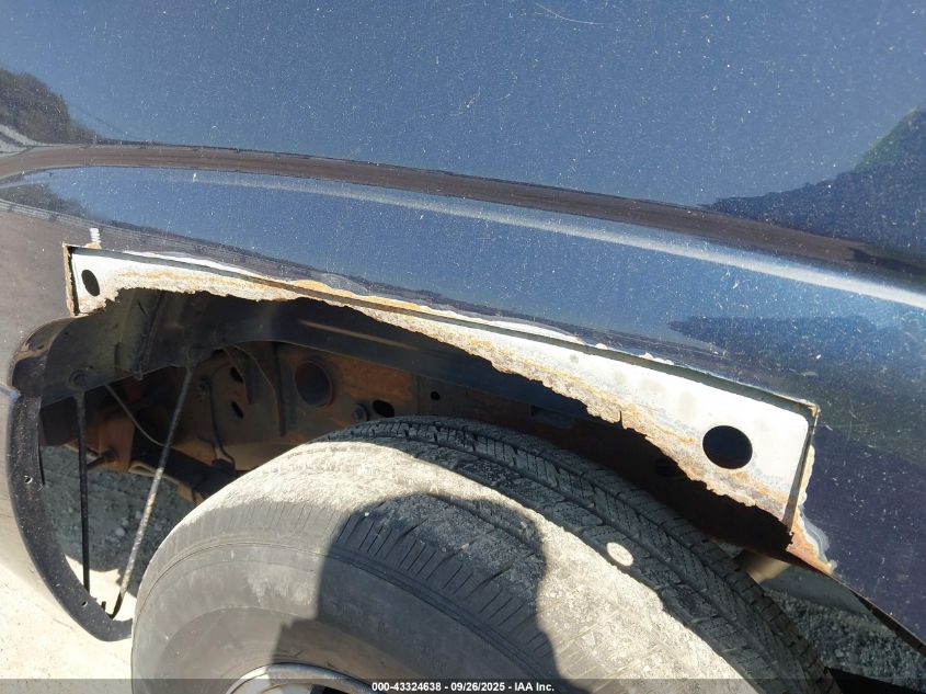 2005 Chevrolet Silverado 1500 Ls VIN: 2GCEC13T851118155 Lot: 43324638