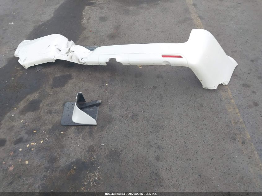 2003 Lexus Gx 470 VIN: JTJBT20X130021224 Lot: 43324664