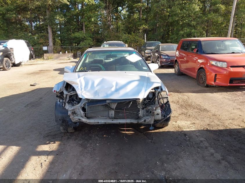 2000 Honda Civic Ex VIN: 1HGEJ8245YL130580 Lot: 43324681