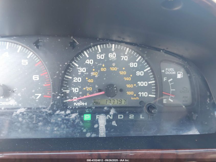 2000 Toyota 4Runner Limited V6 VIN: JT3GN87R3Y0170372 Lot: 43324812