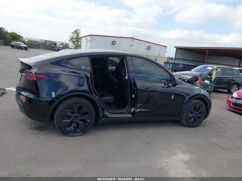 2024 Tesla Model Y Long Range Dual Motor All-Wheel Drive/Rwd VIN: 7SAYGDED8RF156984 Lot: 43324819