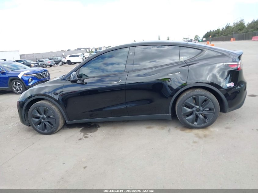 2024 Tesla Model Y Long Range Dual Motor All-Wheel Drive/Rwd VIN: 7SAYGDED8RF156984 Lot: 43324819