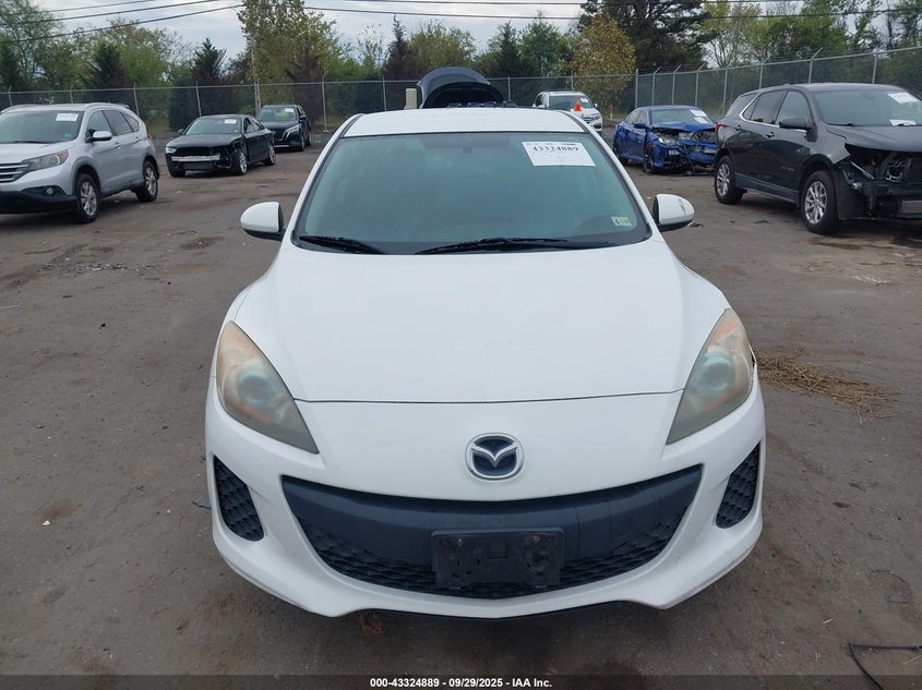 2013 MAZDA MAZDA3 I SPORT - JM1BL1U79D1844616