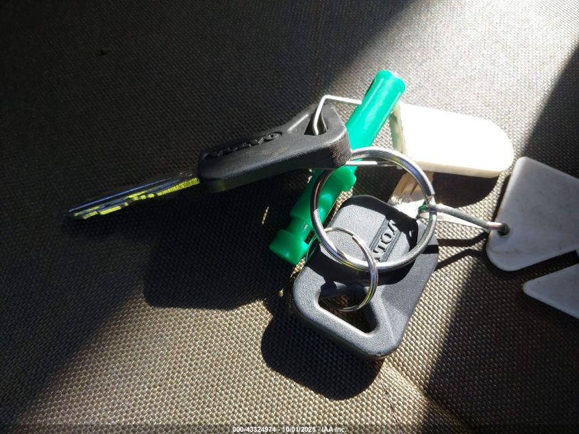 2013 Volvo Vn Vnl VIN: 4V4N19EG2DN132994 Lot: 43324974