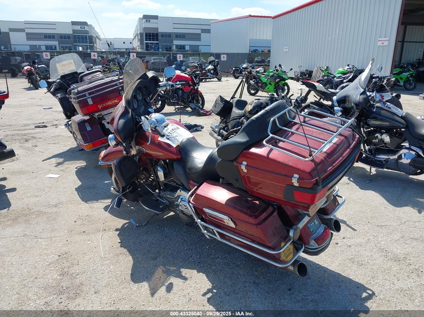 2009 HARLEY-DAVIDSON FLHTCU 1HD1FC4179Y601653