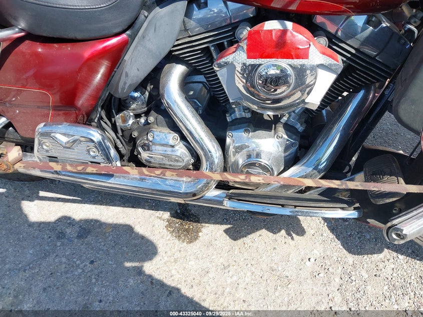 2009 HARLEY-DAVIDSON FLHTCU 1HD1FC4179Y601653