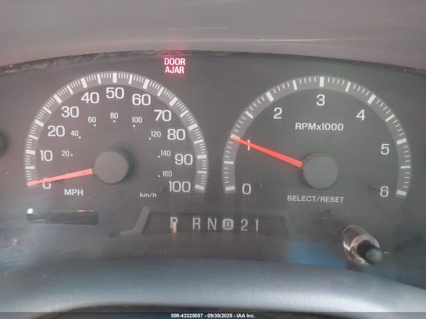 1999 Ford F-150 Lariat/Work Series/Xl/Xlt VIN: 1FTRX18W5XN887105 Lot: 43325057