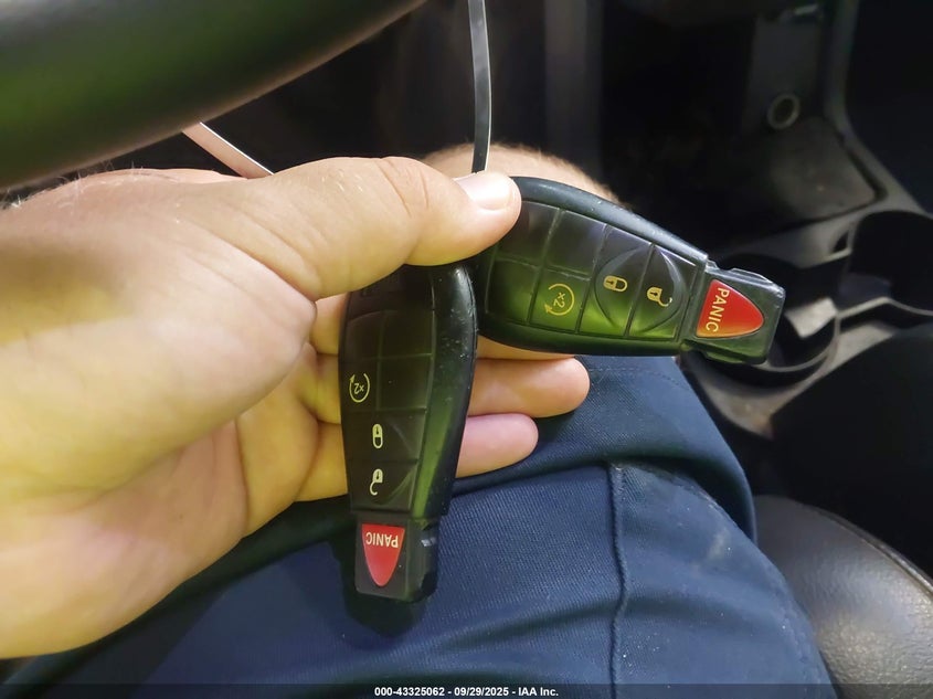 2009 Dodge Journey R/T VIN: 3D4GG67VX9T249536 Lot: 43325062