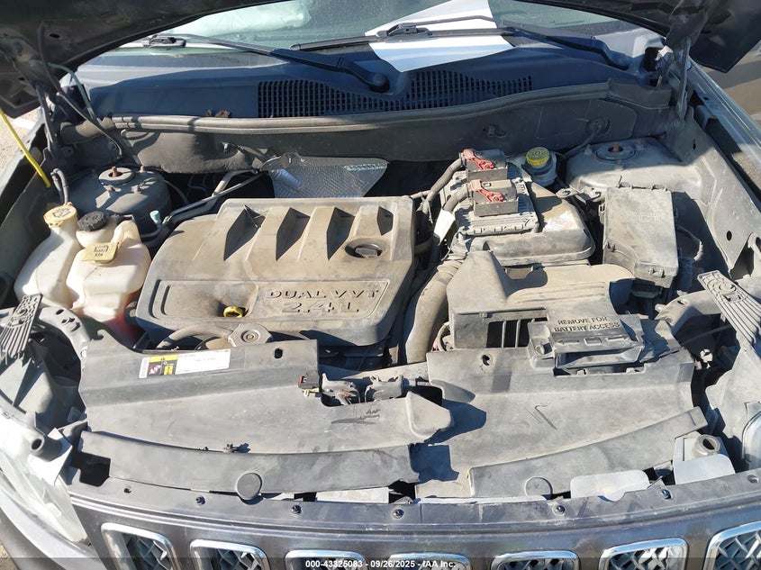 2016 Jeep Compass Latitude VIN: 1C4NJDEBXGD662336 Lot: 43325083