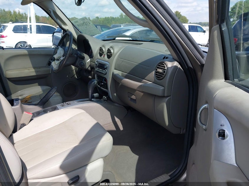 1J8GL58K57W717972 2007 JEEP LIBERTY (NORTH AMERICA) photo no. 5