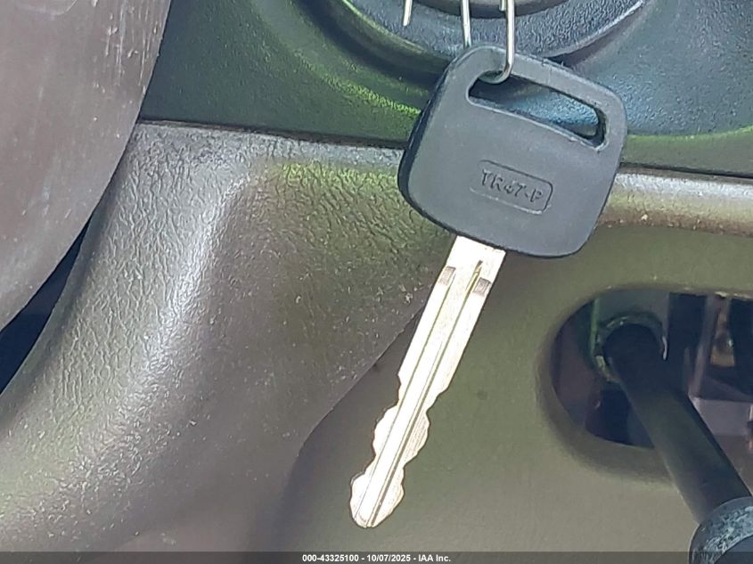 2001 Toyota Tacoma Base V6 VIN: 5TEWN72NX1Z816602 Lot: 43325100