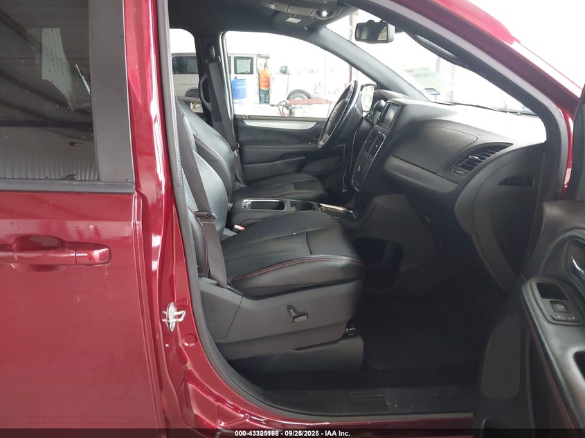 2019 DODGE GRAND CARAVAN GT - 2C4RDGEG1KR682387