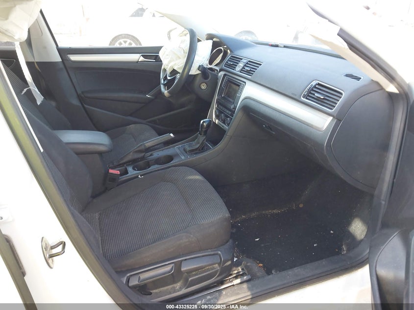 2016 VOLKSWAGEN PASSAT 1.8T S - 1VWAT7A39GC057042