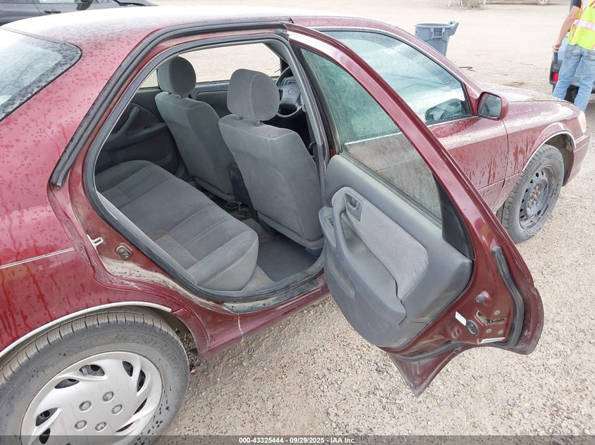 4T1BG22K51U813208 2001 TOYOTA CAMRY photo no. 8
