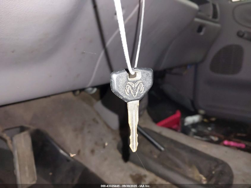 1995 Dodge Ram 2500 VIN: 1B7KF26W0SS298684 Lot: 43325445