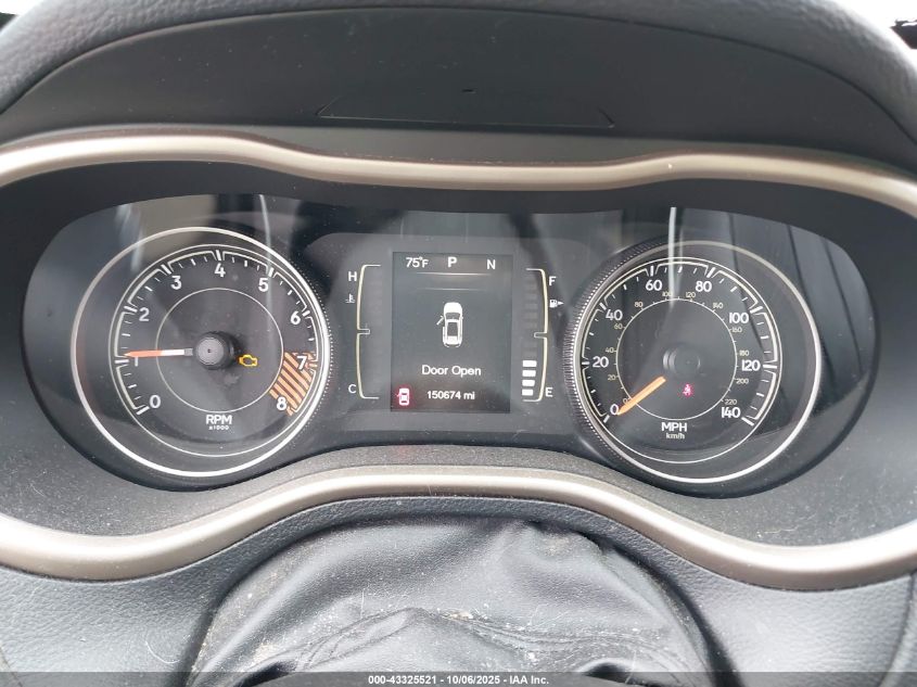 2015 Jeep Cherokee Latitude VIN: 1C4PJMCS0FW749614 Lot: 43325521