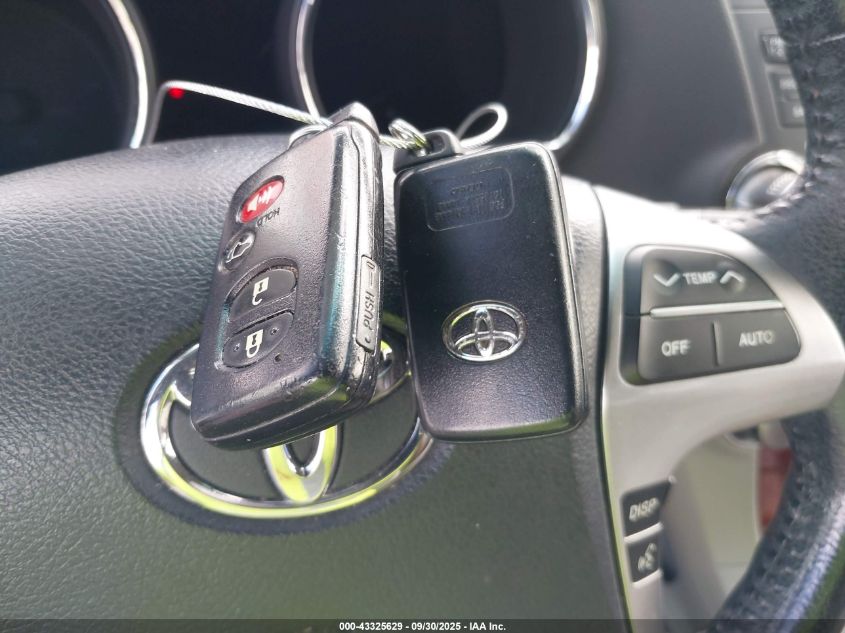 2012 Toyota Highlander Hybrid Limited V6 VIN: JTEDC3EH2C2008100 Lot: 43325629