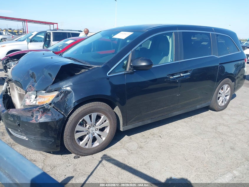 5FNRL5H68GB082141 2016 HONDA ODYSSEY photo no. 2