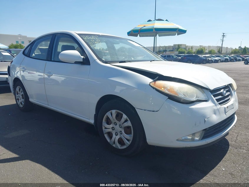 2009 Hyundai Elantra Gls white sedan gasoline KMHDU46D59U710407 photo #1