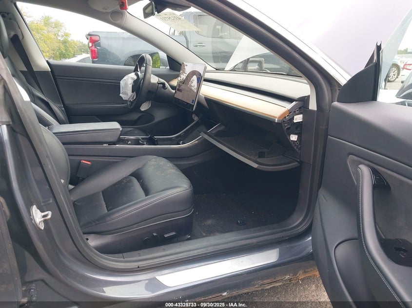 5YJ3E1EB1LF619890 2020 TESLA MODEL 3 photo no. 5
