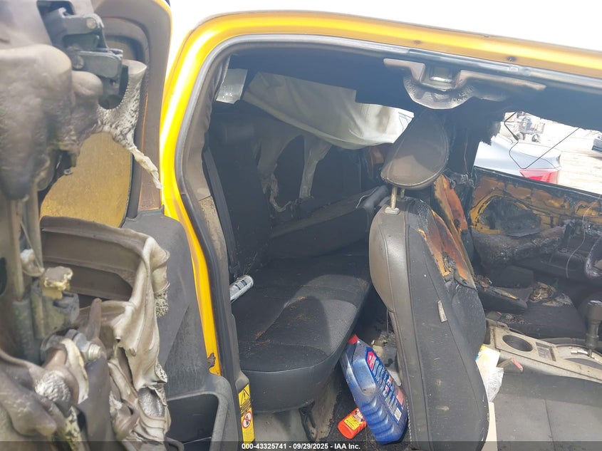 2008 Toyota Fj Cruiser VIN: JTEBU11FX8K026008 Lot: 43325741