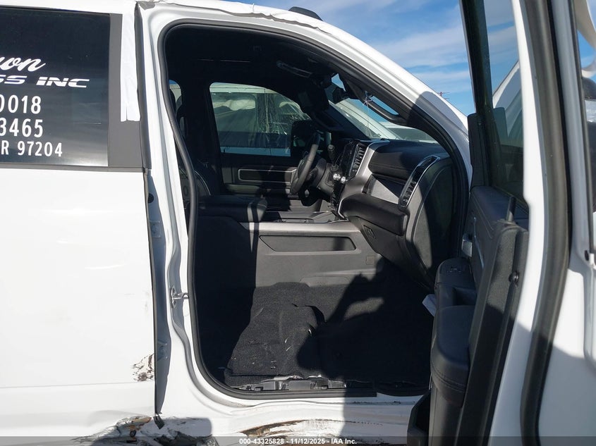 2025 Ram 2500 Laramie Crew Cab 4X4 6'4 Box VIN: 3C63R5NL8SG541581 Lot: 43325828