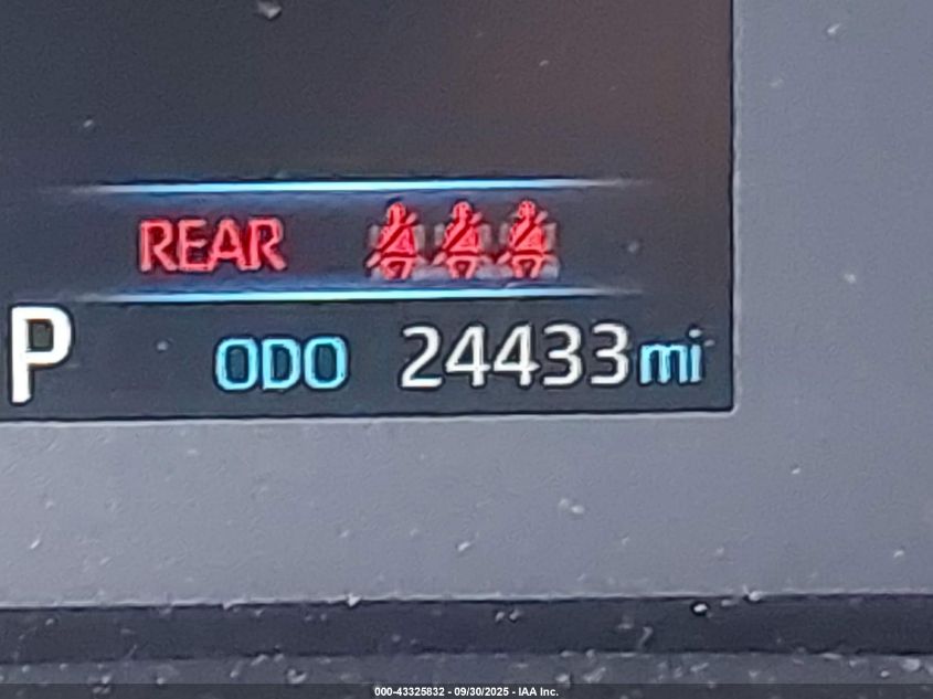 2024 Toyota Corolla Cross Le VIN: 7MUCAAAG3RV087212 Lot: 43325832