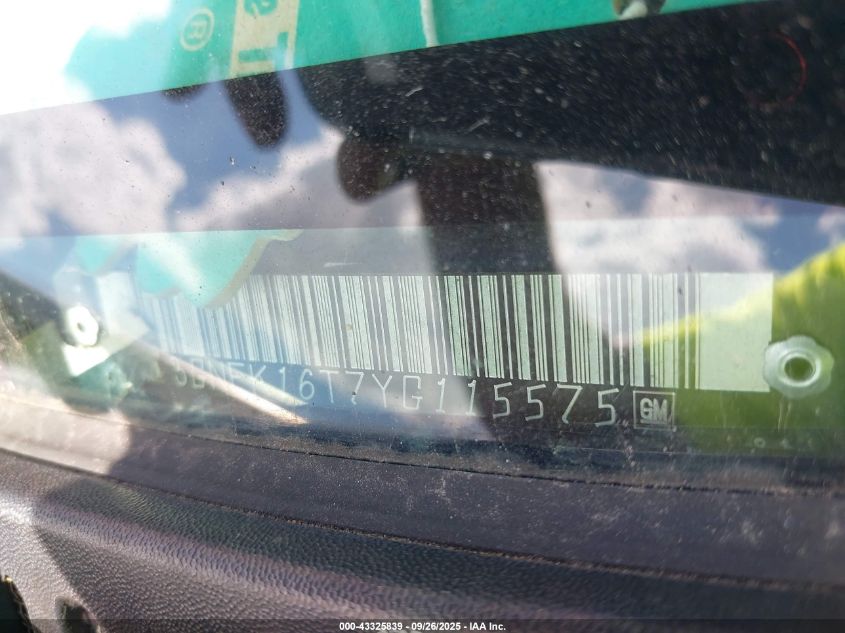 2000 Chevrolet Suburban VIN: 3GMFK16P7YG115575 Lot: 43325839