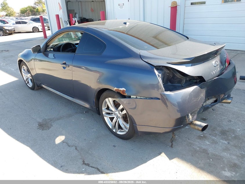 JNKCV64E78M118685 2008 INFINITI G photo no. 3