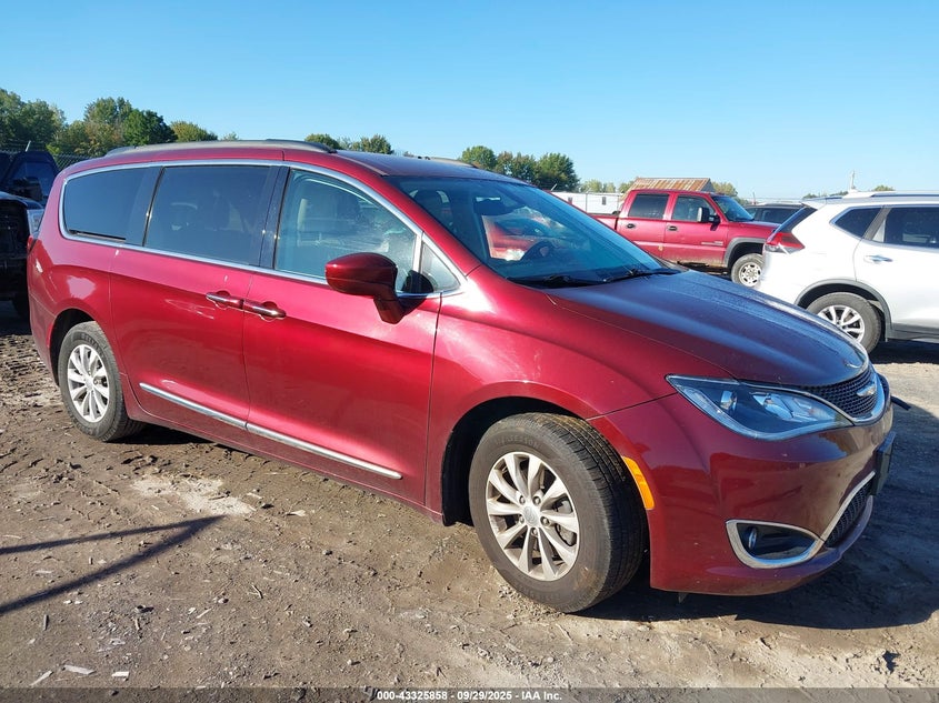 2017 CHRYSLER PACIFICA TOURING-L - 2C4RC1BG6HR613742