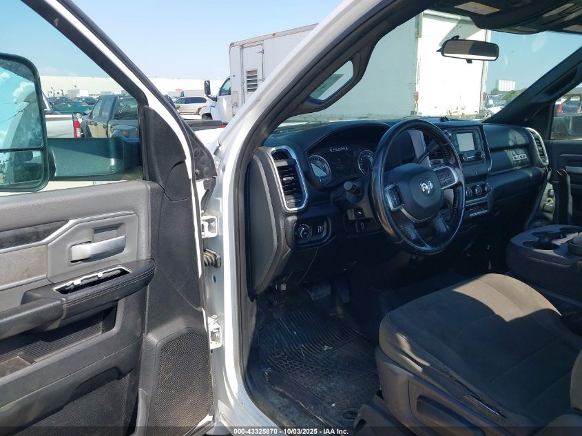 2021 Ram 5500 Chassis Tradesman/Slt VIN: 3C7WRMDL2MG586460 Lot: 43325870