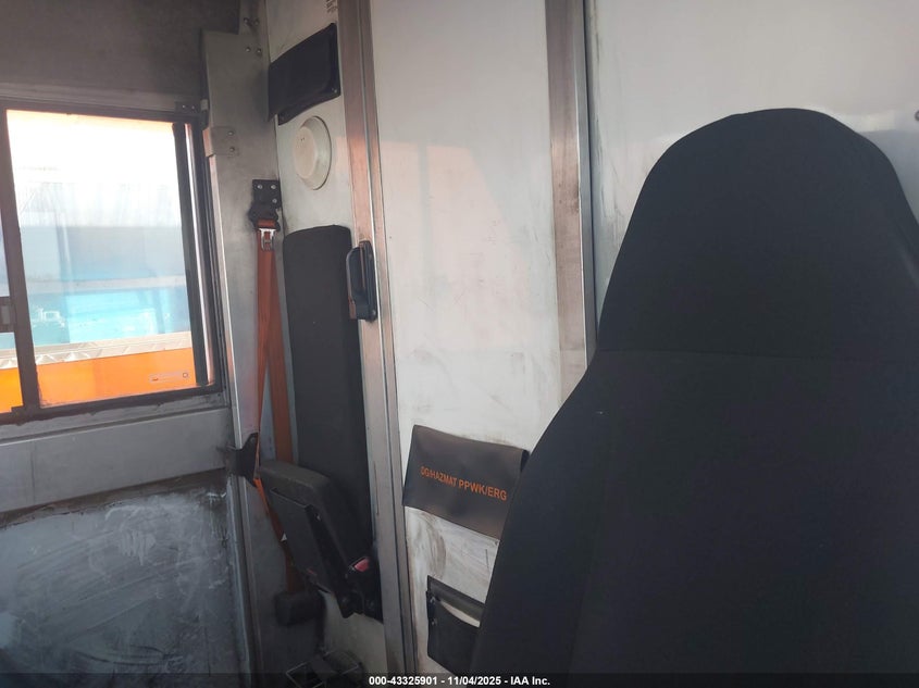 2014 Isuzu Commercial Van VIN: JALB4T172E7W00283 Lot: 43325901