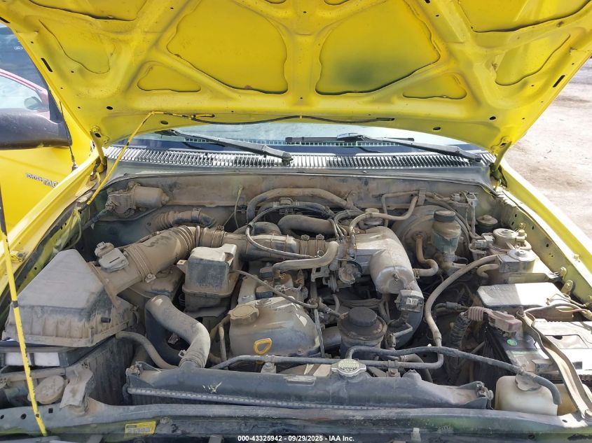 2000 Toyota Tacoma VIN: 5TEWM72N5YZ706635 Lot: 43325942