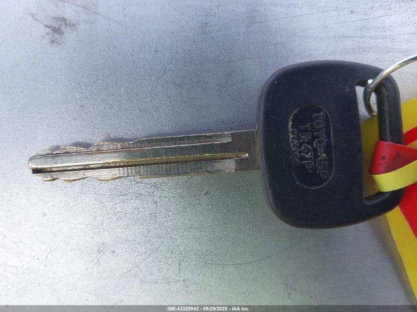 2000 Toyota Tacoma VIN: 5TEWM72N5YZ706635 Lot: 43325942