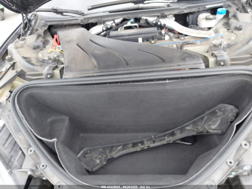 2019 Tesla Model S 100D/75D/Long Range/Standard Range VIN: 5YJSA1E24KF299762 Lot: 43325985