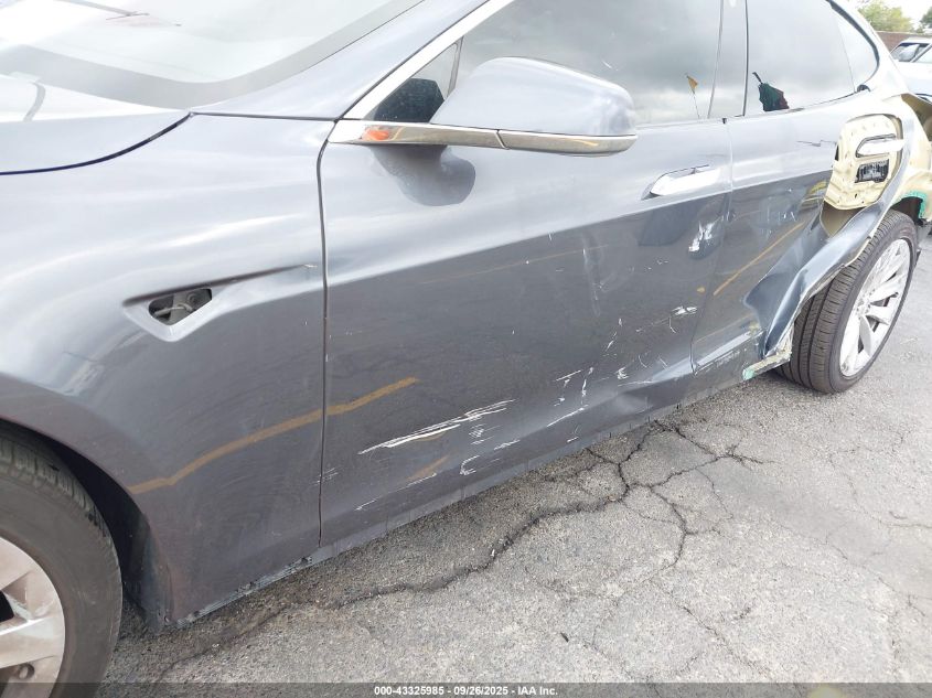 2019 Tesla Model S 100D/75D/Long Range/Standard Range VIN: 5YJSA1E24KF299762 Lot: 43325985