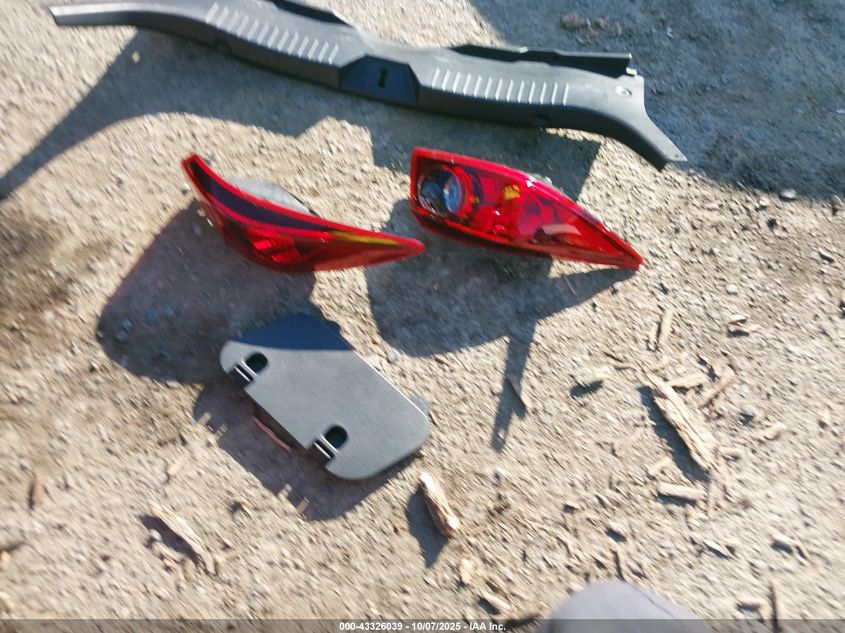 2018 Mazda Mazda3 Touring VIN: 3MZBN1V32JM187045 Lot: 43326039