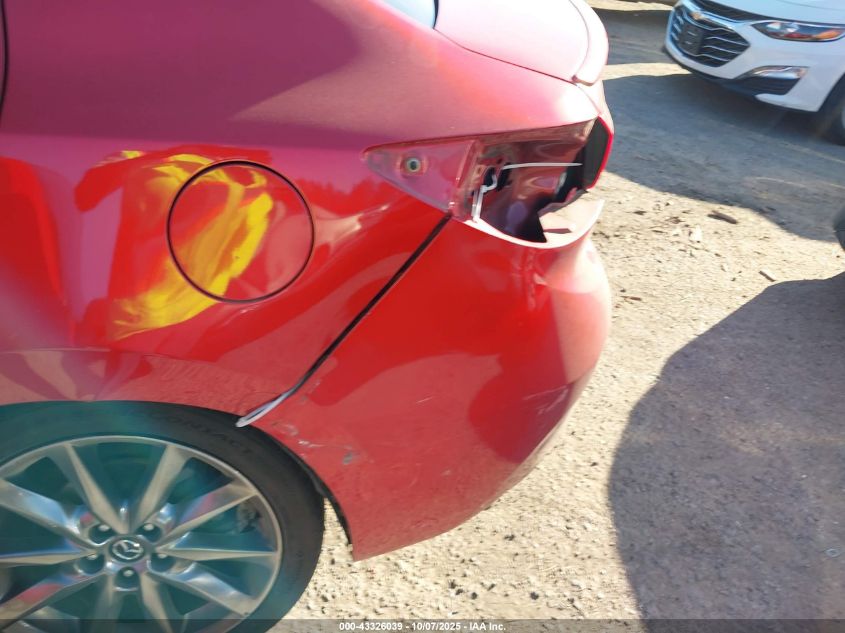 2018 Mazda Mazda3 Touring VIN: 3MZBN1V32JM187045 Lot: 43326039