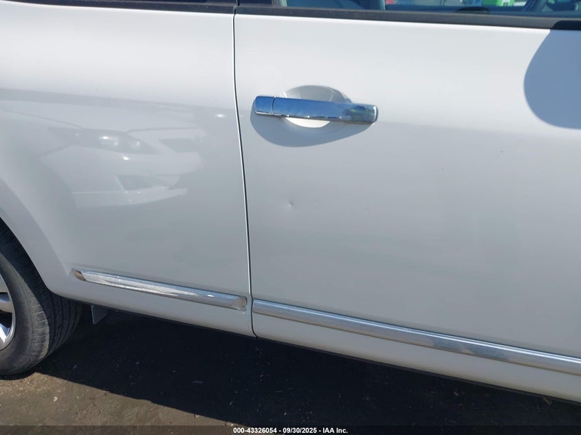 2015 NISSAN ROGUE SELECT S - JN8AS5MT4FW656891