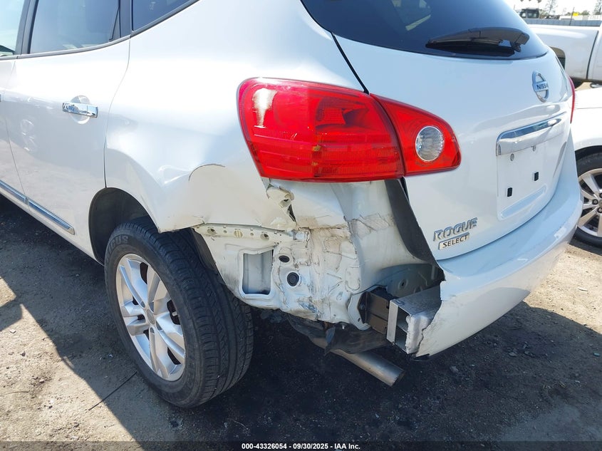 2015 NISSAN ROGUE SELECT S - JN8AS5MT4FW656891