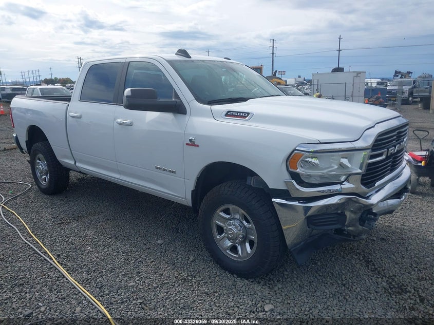 RAM 2500 BIG HORN 4X4 6 4 BOX