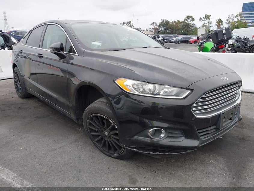 FORD FUSION SE